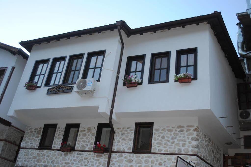 Toni'S Guest House Melnik  Exteriör bild